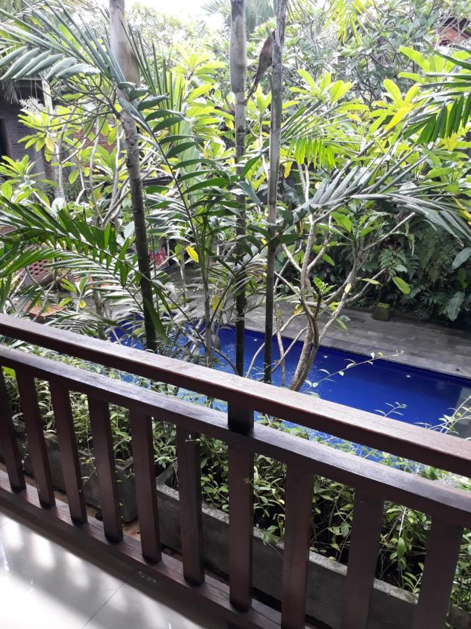 Krisna House Hotel Ubud  Exterior photo